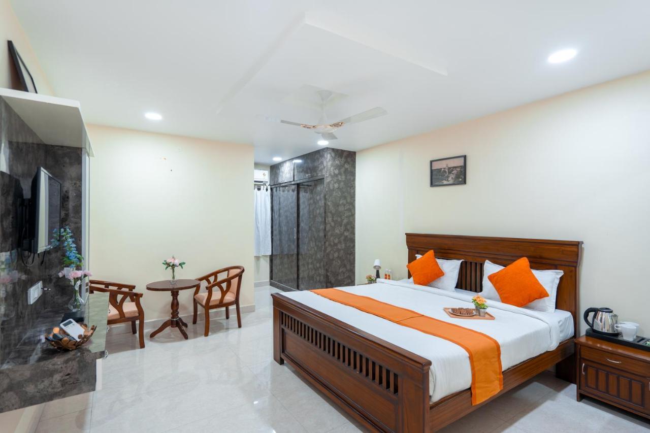 Voila At Nest Hotel Hyderabad Luaran gambar